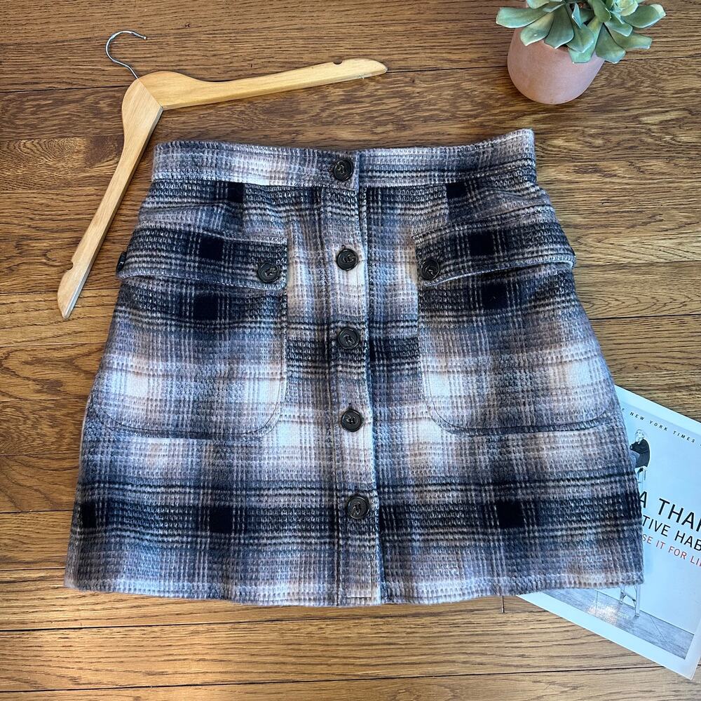 Toccin Patch Pocket Brown Plaid Wool Mini Skirt